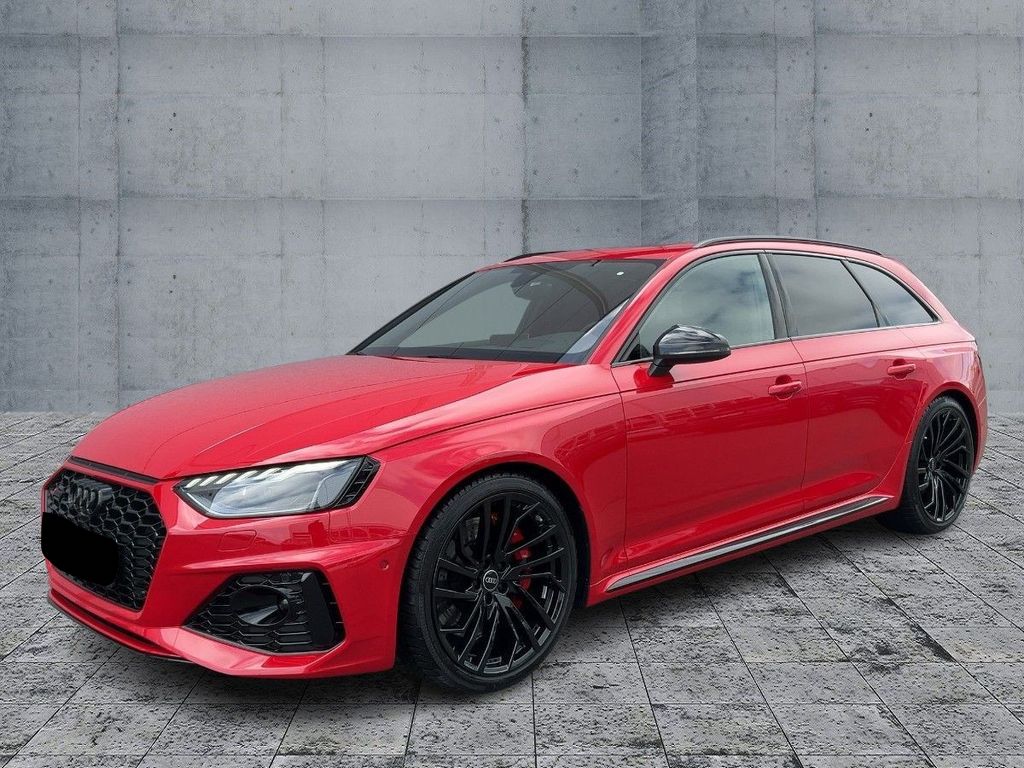 AUDI RS4 AVANT | sportovní kombi V6 biturbo 450 koní | německé předváděcí auto | dovoz | červená s černou kůží | super výbava | skvělá cena | nákup online | auto eshop | AUTOiBUY.com